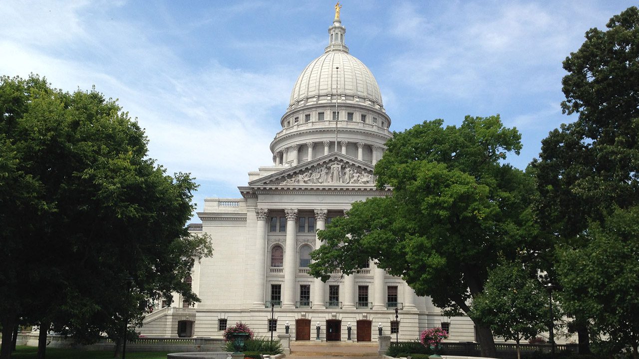Picture of Wisconsin Capitol in Madison