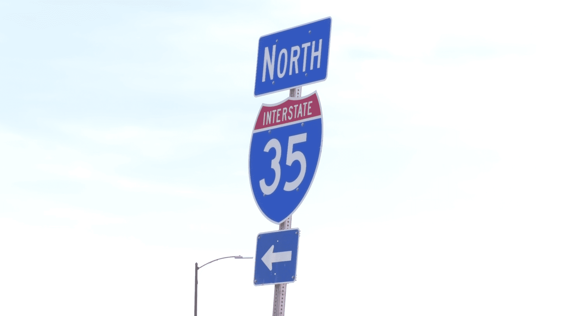 A Northbound I-35 sign