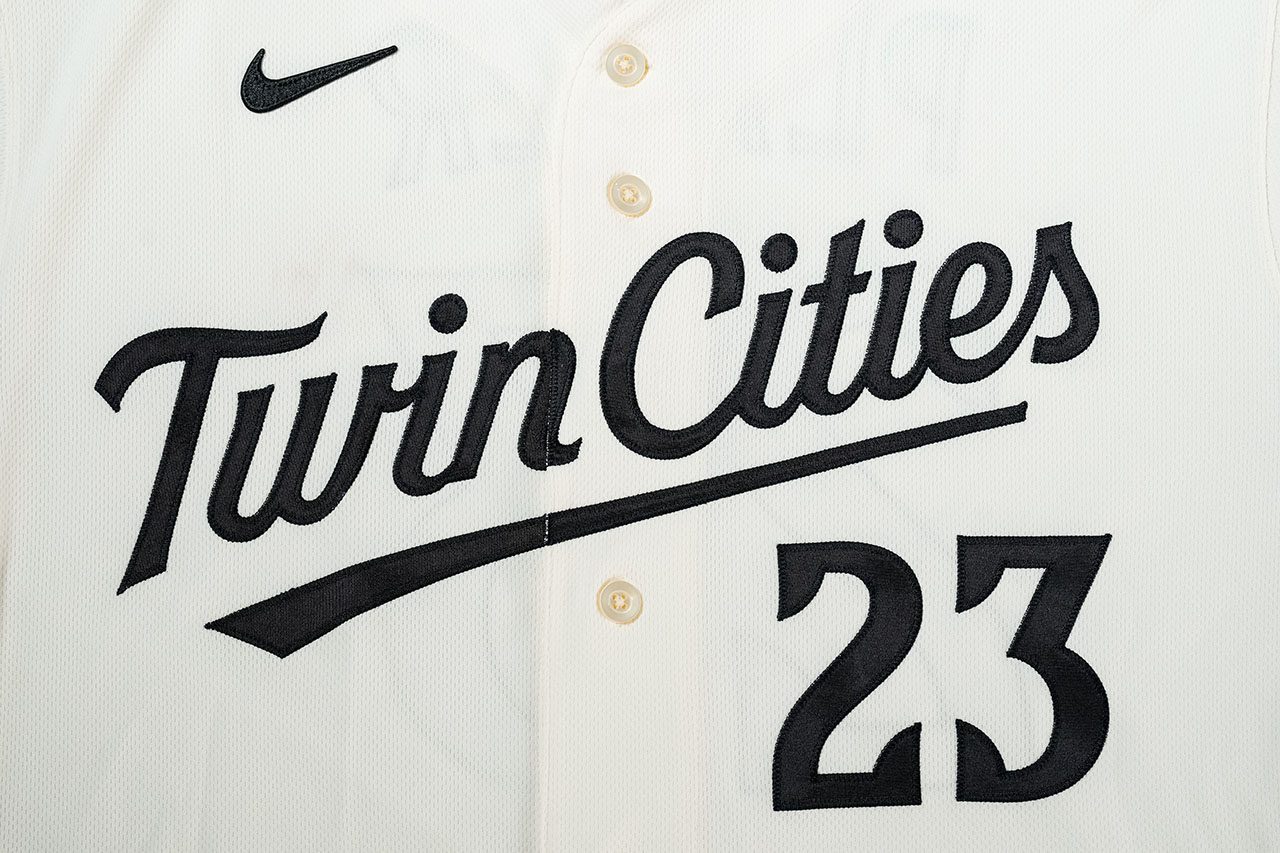 twins alternate home jersey