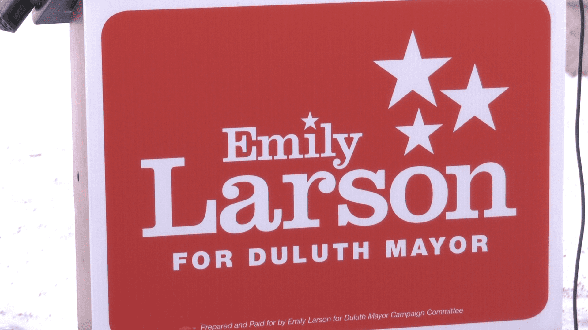 Mayor Larson announces re-election campaign.