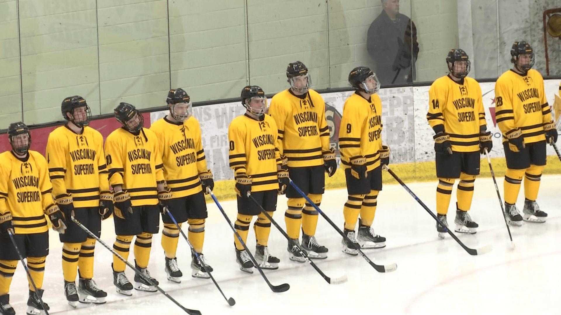 UWS men's hockey