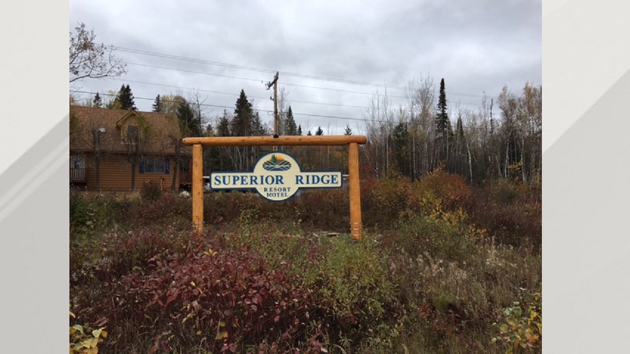 Superior ridge resort sign.