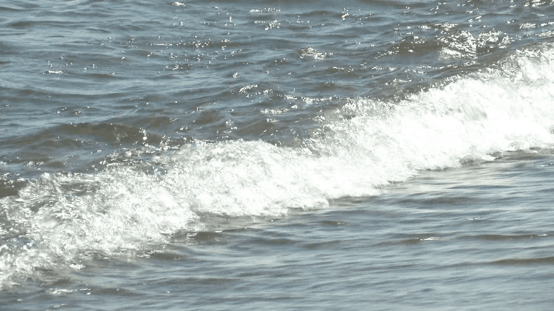 Waves rolling on the lake.