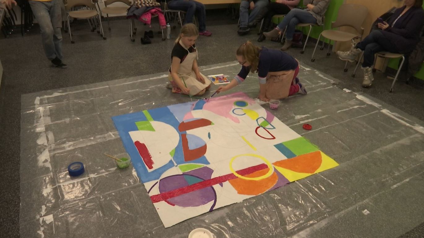WDIO-TV/Archive 2019 Two kids paint