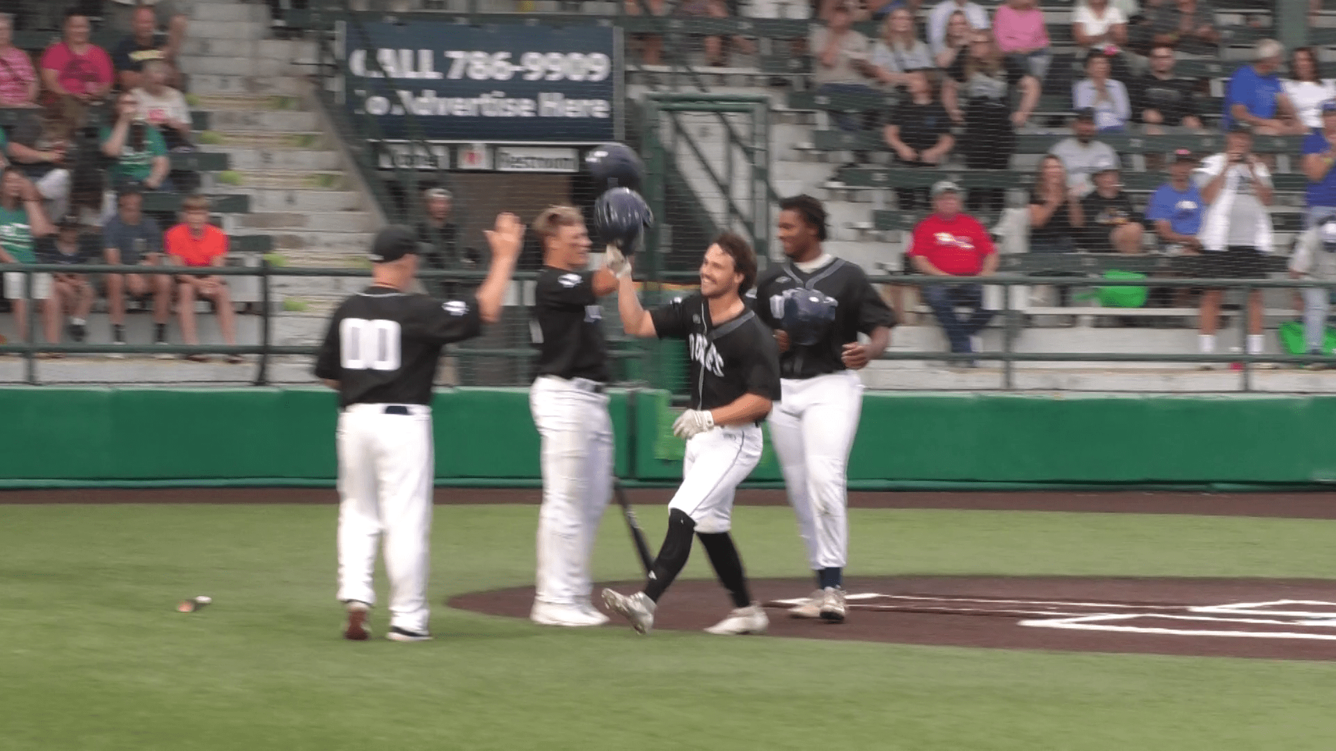 Huskies get a home-run vs Thunder Bay