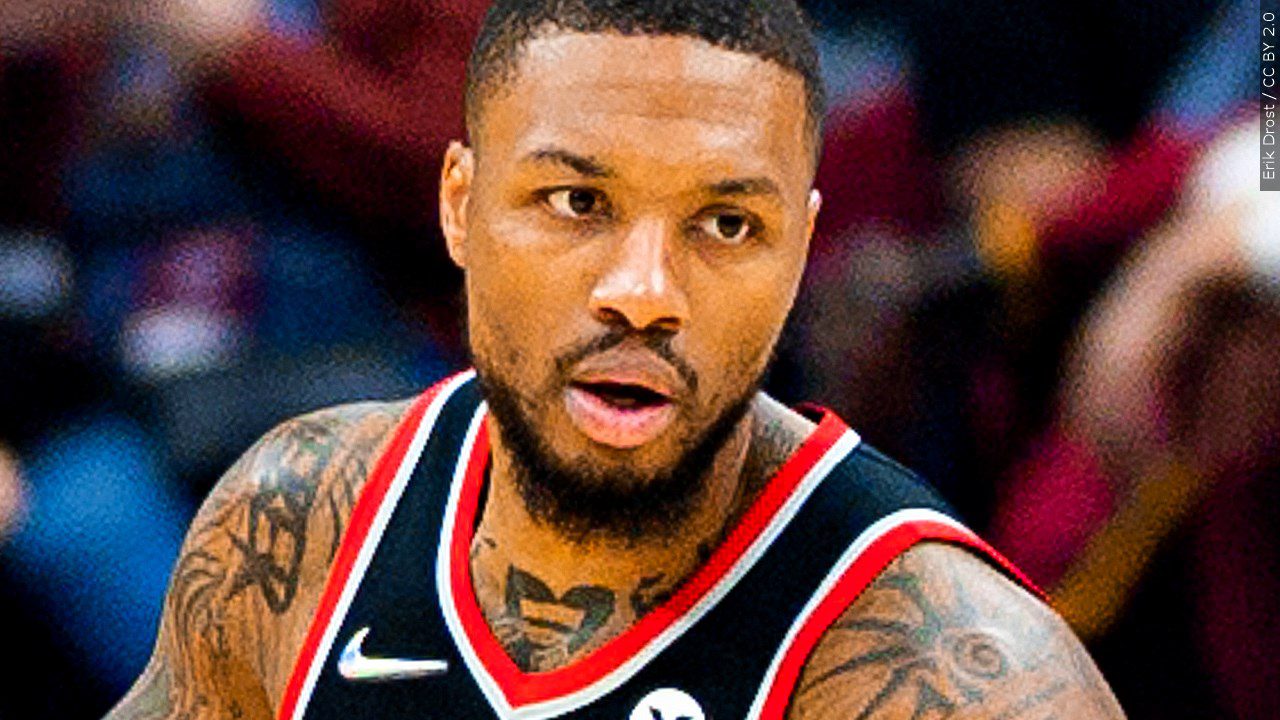 Damian Lillard traded from the Trail Blazers to the Bucks in 3